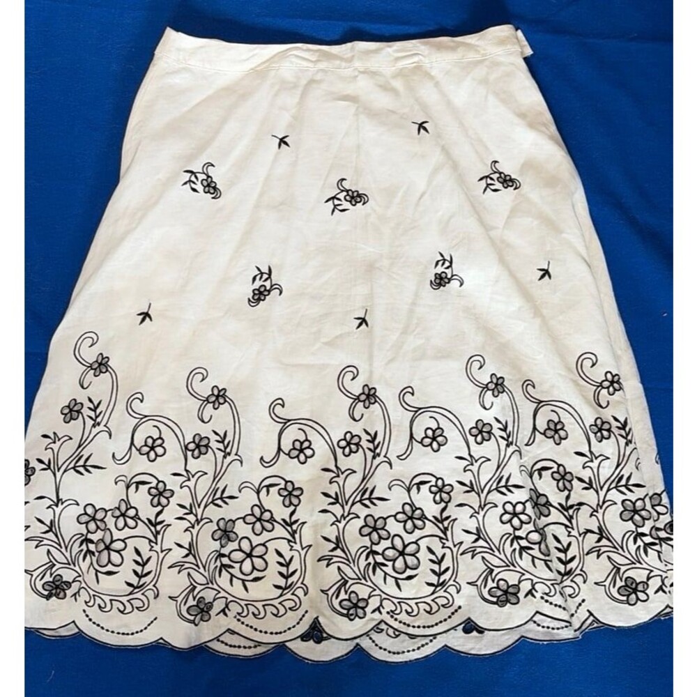 Duality Women’s 100% Linen Embroidered Skirt - White - Size 22